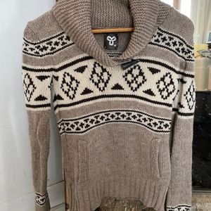 TNA Aritzia  Vintage Wool Sweater